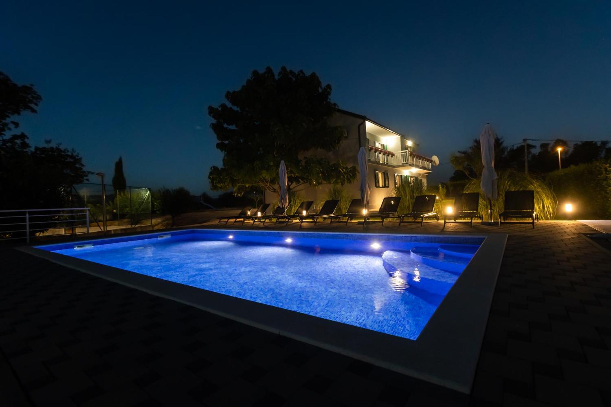 Villa Matko - Family Destination Zmijavci Экстерьер фото